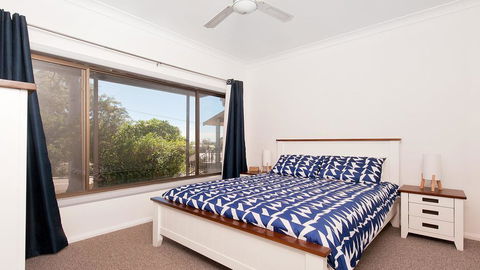 Nelson Bay Getaway 59 - Northern Rivers Accommodation 3