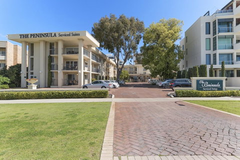 The Peninsula Riverside Serviced Apartments - Northern Rivers Accommodation 14