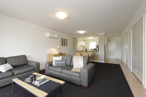 Hillarys Marina Apartment - Northern Rivers Accommodation 3