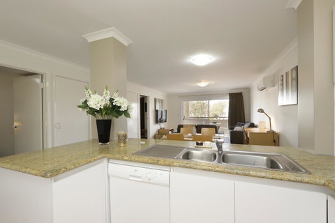Hillarys Marina Apartment - Northern Rivers Accommodation 12