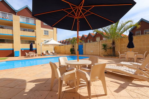 Hillarys Marina Apartment - Northern Rivers Accommodation 33