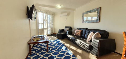 Scarborough Beach Front Resort - Shell Ten - Northern Rivers Accommodation 5