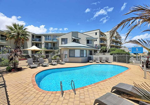 Scarborough Beach Front Resort - Shell Ten - Northern Rivers Accommodation 13