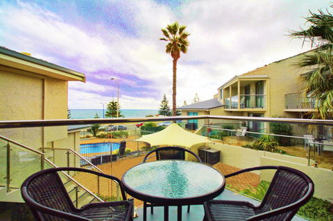 Scarborough Beach Front Resort - Shell Ten - Northern Rivers Accommodation 11