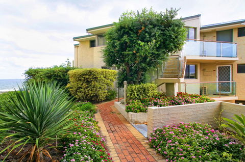 Scarborough Beach Front Resort - Shell Ten - Northern Rivers Accommodation 14
