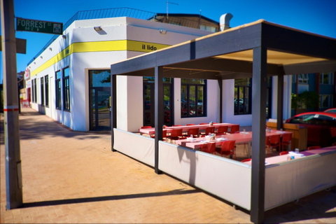 Cottesloe Artist's Beach Retreat - Northern Rivers Accommodation 7