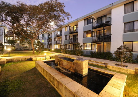 Lodestar Waterside Apartments - Northern Rivers Accommodation 3