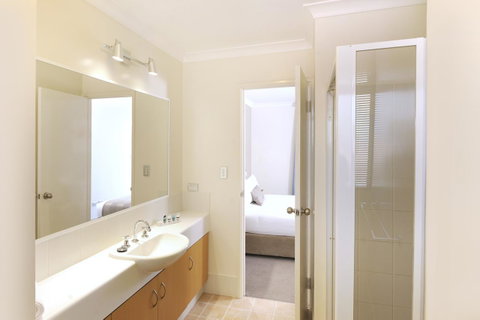 Lodestar Waterside Apartments - Northern Rivers Accommodation 10