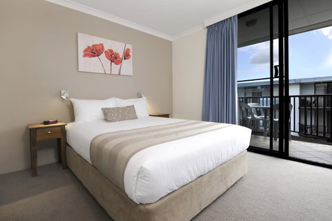 Lodestar Waterside Apartments - Northern Rivers Accommodation 6
