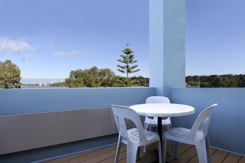 Lodestar Waterside Apartments - Northern Rivers Accommodation 20