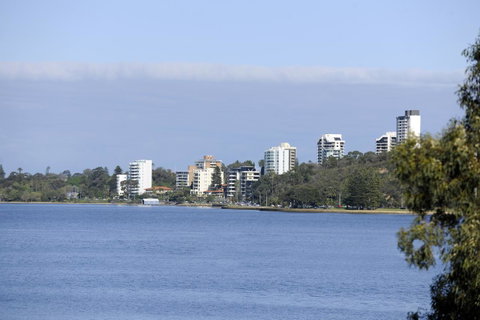 Lodestar Waterside Apartments - Northern Rivers Accommodation 40