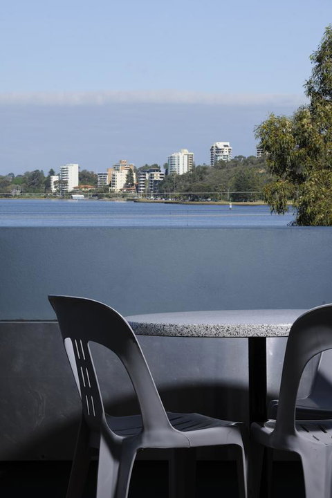Lodestar Waterside Apartments - Northern Rivers Accommodation 22