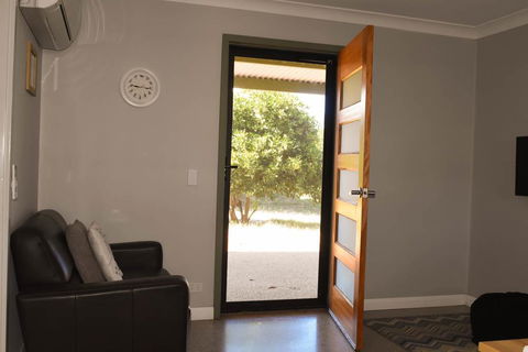 Swan Valley Sisters - Northern Rivers Accommodation 17