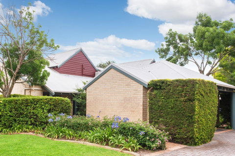 Bayshore Beachside Resort - Northern Rivers Accommodation 23