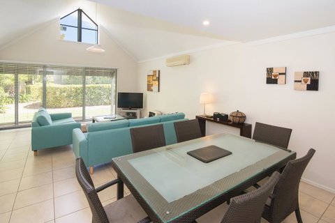 Bayshore Beachside Resort - Northern Rivers Accommodation 29