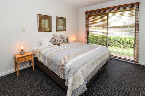 Bayshore Beachside Resort - Northern Rivers Accommodation 1
