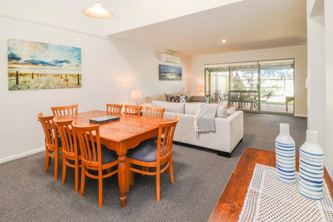 Bayshore Beachside Resort - Northern Rivers Accommodation 40