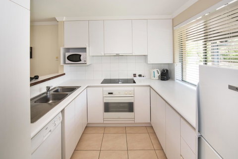 Bayshore Beachside Resort - Northern Rivers Accommodation 30