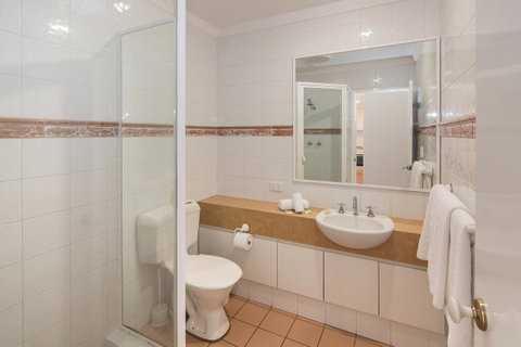 Bayshore Beachside Resort - Northern Rivers Accommodation 44