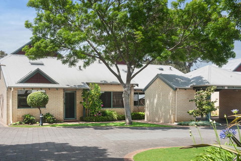 Bayshore Beachside Resort - Northern Rivers Accommodation 32