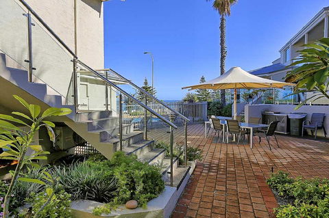 Beachfront @ Scarbs - Northern Rivers Accommodation 4