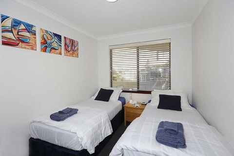 Beachfront @ Scarbs - Northern Rivers Accommodation 8