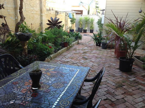 Fremantle Local Beach Studio - Northern Rivers Accommodation 23
