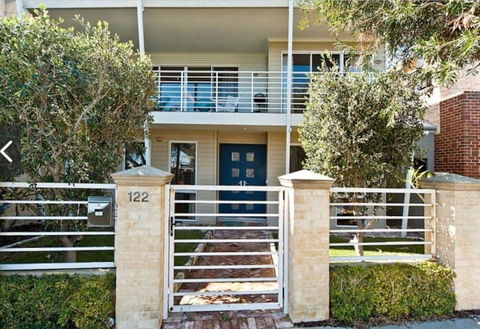 Fremantle Local Beach Studio - Northern Rivers Accommodation 1