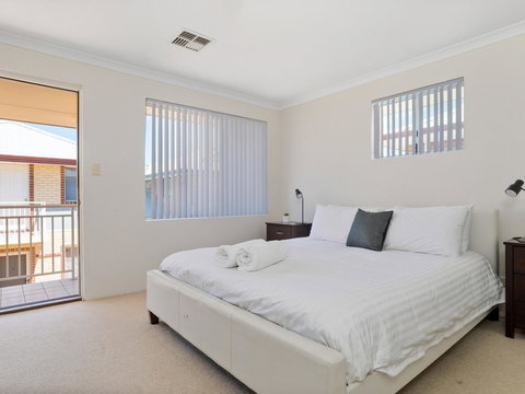 Cooper Street - Northern Rivers Accommodation 6