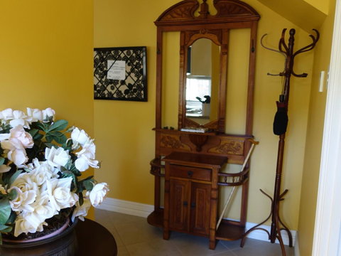 The Blacksmiths Cottage - Northern Rivers Accommodation 17
