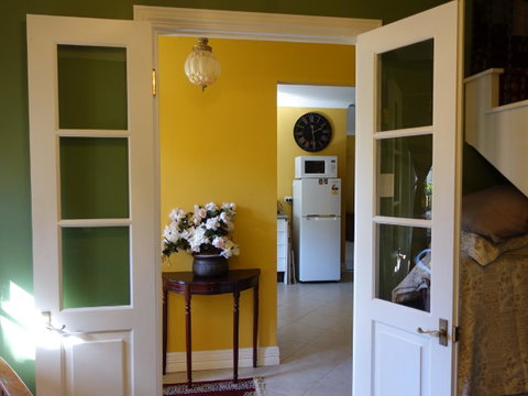 The Blacksmiths Cottage - Northern Rivers Accommodation 6