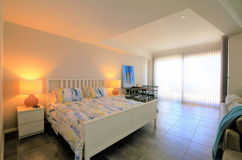 Studio Style Mindarie Marina - Northern Rivers Accommodation 2