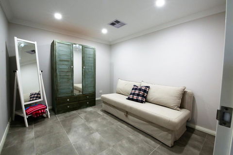 Studio Style Mindarie Marina - Northern Rivers Accommodation 7