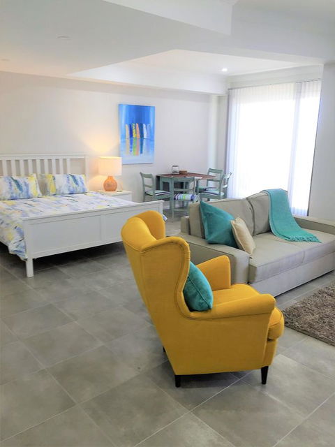 Studio Style Mindarie Marina - Northern Rivers Accommodation 3