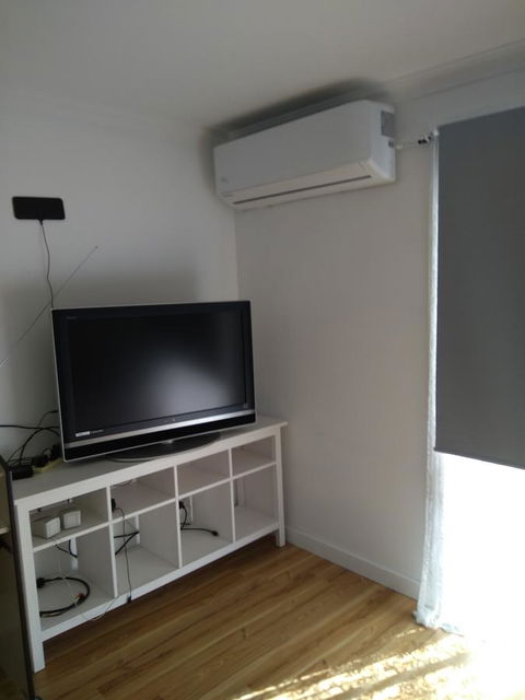DIANELLA Budget Rooms Happy Place To Stay - Northern Rivers Accommodation 32