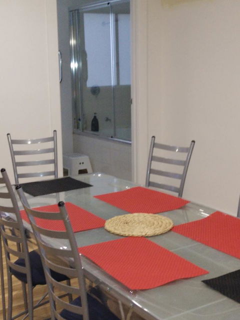 DIANELLA Budget Rooms Happy Place To Stay - Northern Rivers Accommodation 27