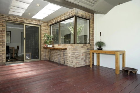 Marcus Villa Booragoon - Northern Rivers Accommodation 14