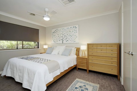 Marcus Villa Booragoon - Northern Rivers Accommodation 0