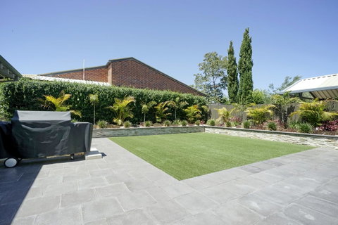 Marcus Villa Booragoon - Northern Rivers Accommodation 3