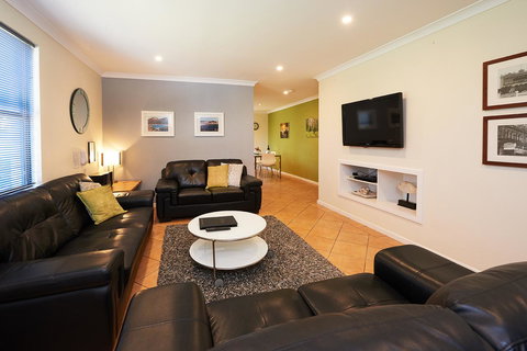 Albany Harbourside Apartments And Houses - Northern Rivers Accommodation 10