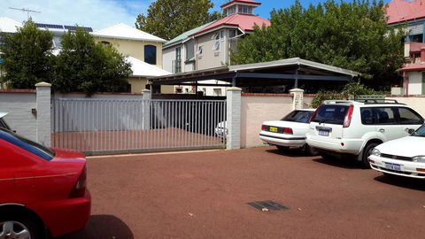 The Hub Fremantle - Northern Rivers Accommodation 17