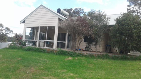 Abbivale Farm Cottage - Northern Rivers Accommodation 9