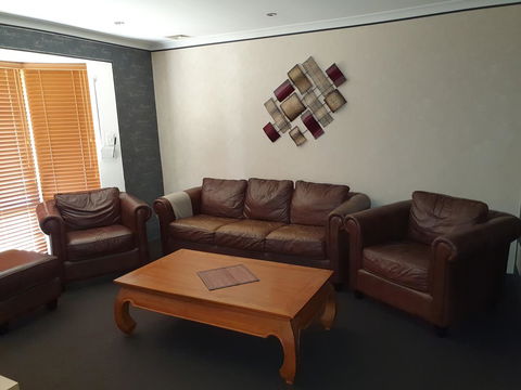 The Entertainer - Northern Rivers Accommodation 21