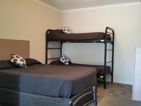 Mandurah Foreshore Motel - Northern Rivers Accommodation 11