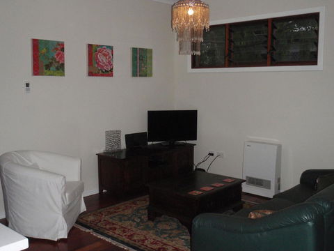 Gypsy Cottage - Northern Rivers Accommodation 3