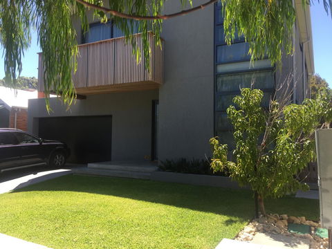 The Pool House - Fremantle - Northern Rivers Accommodation 4