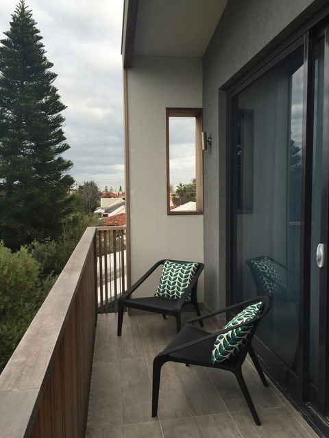 The Pool House - Fremantle - Northern Rivers Accommodation 8