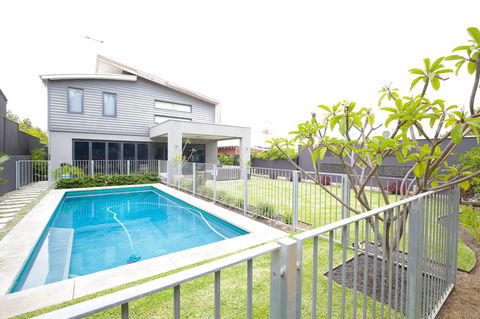 The Pool House - Fremantle - Northern Rivers Accommodation 1
