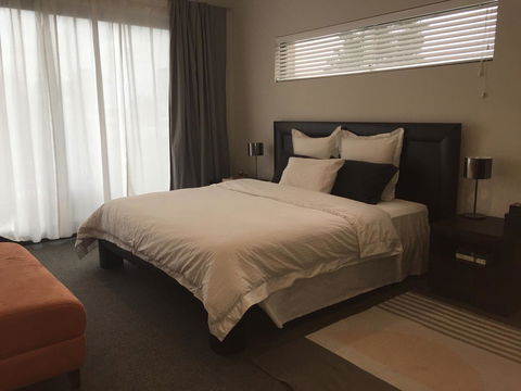 The Pool House - Fremantle - Northern Rivers Accommodation 11