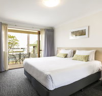 Nightcap at the Ship Inn - Northern Rivers Accommodation